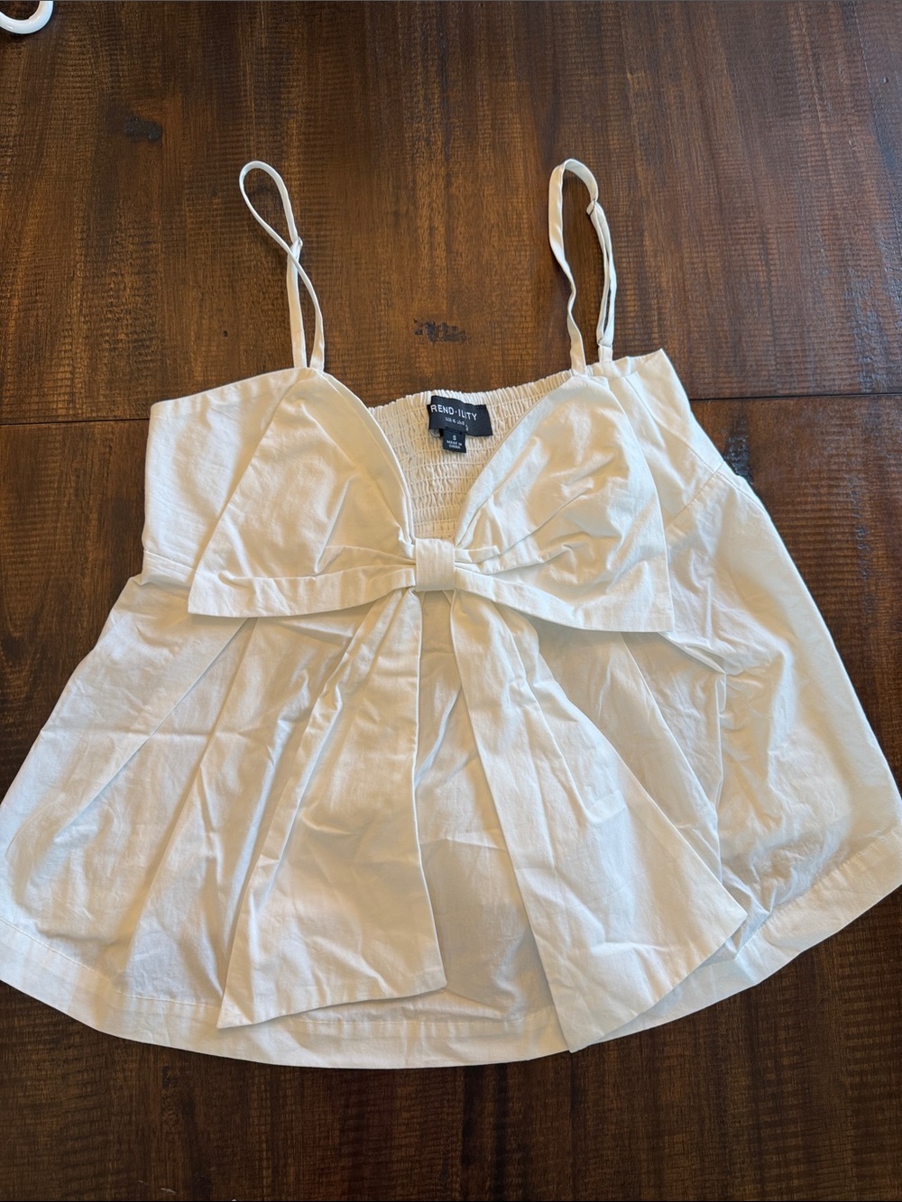 Trendility White Bow Top